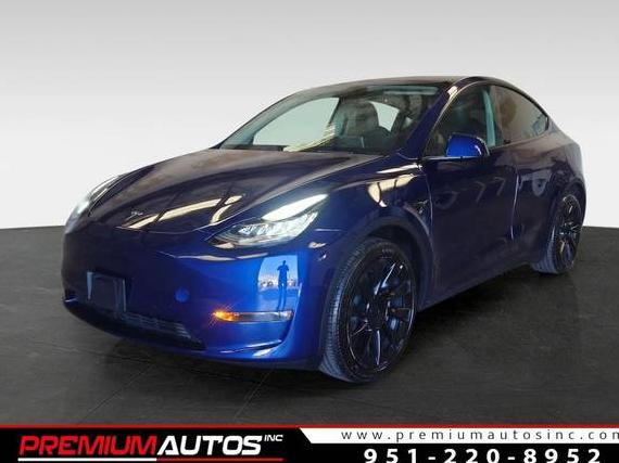TESLA MODEL Y 2022 7SAYGDEE6NF493625 image